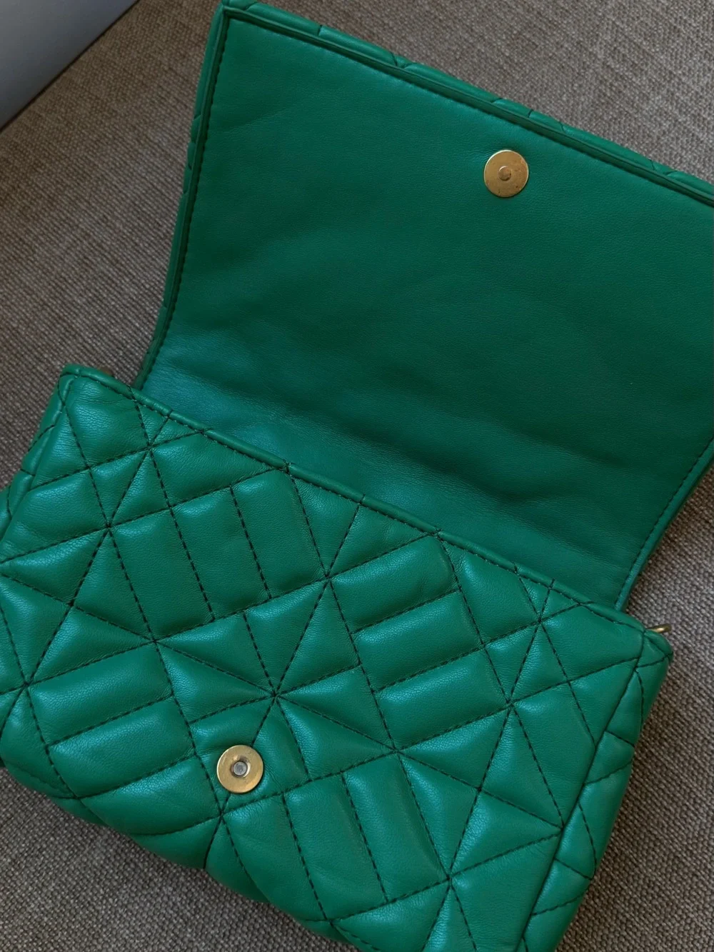Zara Green quilted and gold metal handbag